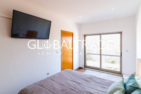 Moradia T3 com Terraço em Valbom