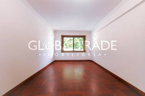 Apartamento T2 Renovado & Equipado em Fânzeres