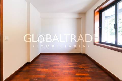 Apartamento T2 Renovado & Equipado em Fânzeres