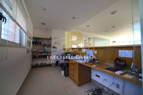 Loja T6 Venda em Santarém (Marvila), Santa Iria da Ribeira de Santarém, Santarém (São Salvador) e Santarém (São Nicolau),Santarém