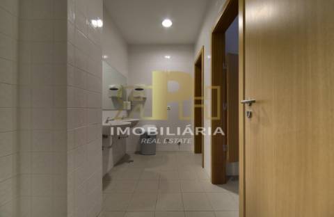 Loja T6 Venda em Santarém (Marvila), Santa Iria da Ribeira de Santarém, Santarém (São Salvador) e Santarém (São Nicolau),Santarém