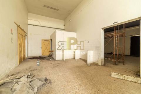 Prédio T6 Venda em Alcanhões,Santarém