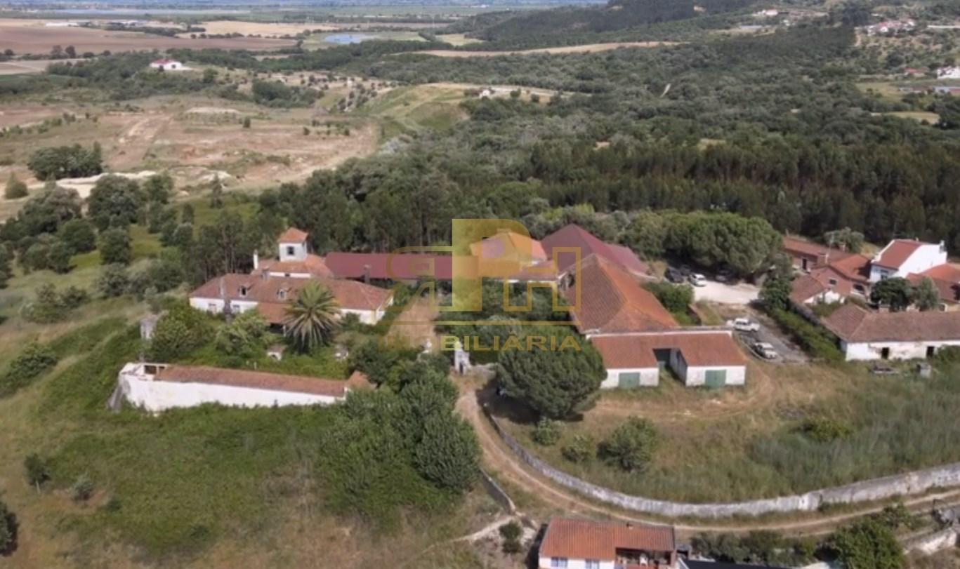 Moradia T6 Venda em Vale de Santarém,Santarém