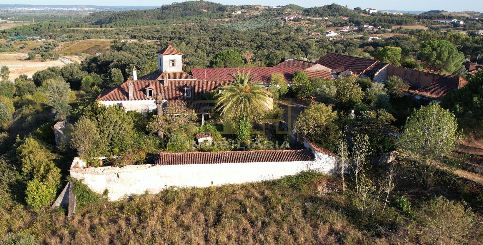 Moradia T7+3 Venda em Santarém (Marvila), Santa Iria da Ribeira de Santarém, Santarém (São Salvador) e Santarém (São Nicolau),Santarém
