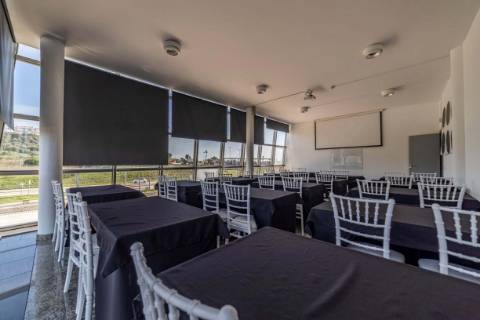 Loja  Venda em Santarém (Marvila), Santa Iria da Ribeira de Santarém, Santarém (São Salvador) e Santarém (São Nicolau),Santarém