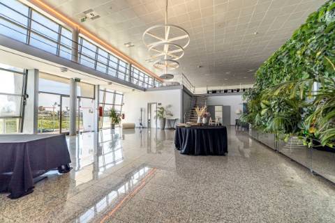 Loja  Venda em Santarém (Marvila), Santa Iria da Ribeira de Santarém, Santarém (São Salvador) e Santarém (São Nicolau),Santarém