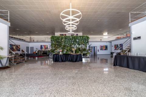 Loja  Venda em Santarém (Marvila), Santa Iria da Ribeira de Santarém, Santarém (São Salvador) e Santarém (São Nicolau),Santarém