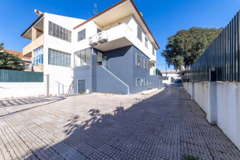 Moradia T5 Venda em Oeiras e São Julião da Barra, Paço de Arcos e Caxias,Oeiras