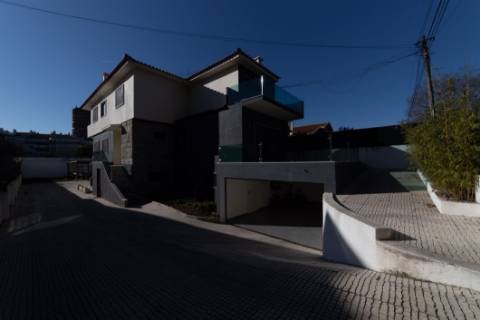 Moradia T5 Venda em Oeiras e São Julião da Barra, Paço de Arcos e Caxias,Oeiras