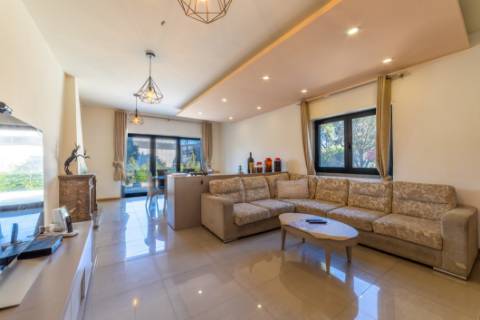 Moradia T5 Venda em Oeiras e São Julião da Barra, Paço de Arcos e Caxias,Oeiras