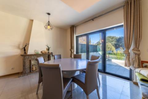 Moradia T5 Venda em Oeiras e São Julião da Barra, Paço de Arcos e Caxias,Oeiras