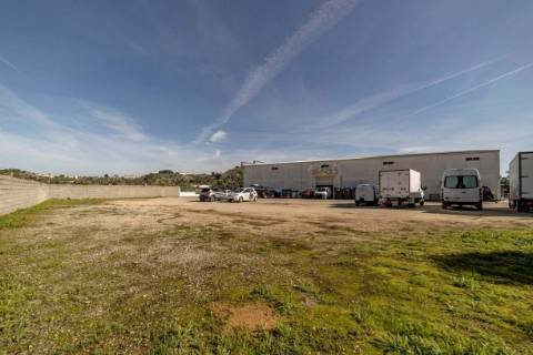 Armazém  Venda em Santarém (Marvila), Santa Iria da Ribeira de Santarém, Santarém (São Salvador) e Santarém (São Nicolau),Santarém