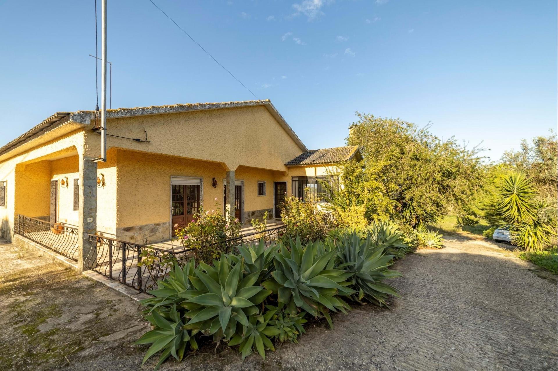 Moradia T6 Venda em Achete, Azoia de Baixo e Póvoa de Santarém,Santarém