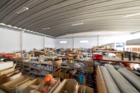 Armazém  Venda em Romeira e Várzea,Santarém