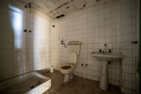 Armazém  Venda em Santarém (Marvila), Santa Iria da Ribeira de Santarém, Santarém (São Salvador) e Santarém (São Nicolau),Santarém