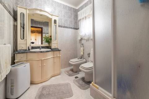 Moradia T5 Venda em Santarém (Marvila), Santa Iria da Ribeira de Santarém, Santarém (São Salvador) e Santarém (São Nicolau),Santarém