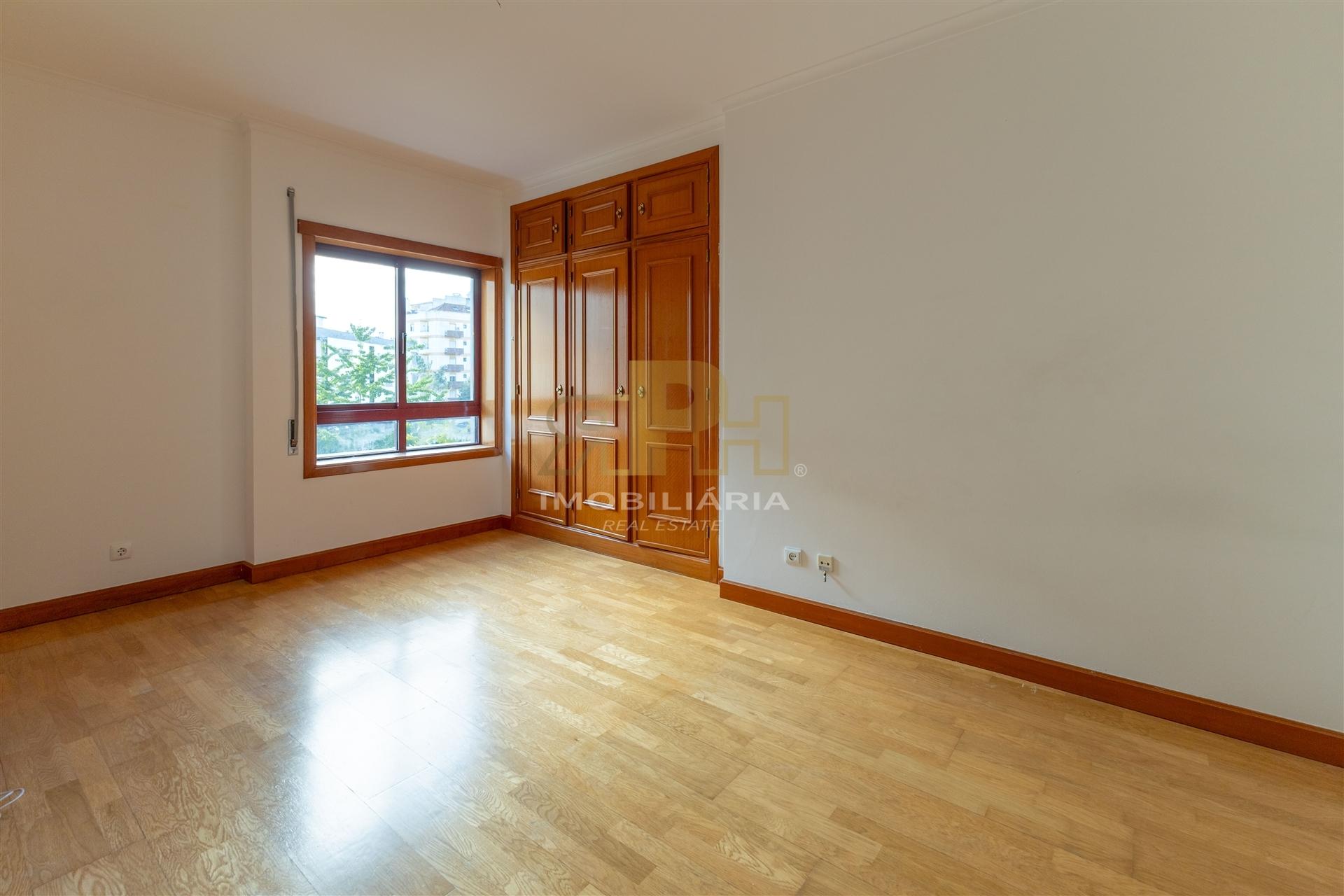 Apartamento T3 Venda em Santarém (Marvila), Santa Iria da Ribeira de Santarém, Santarém (São Salvador) e Santarém (São Nicolau),Santarém