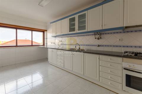 Apartamento T3 Venda em Santarém (Marvila), Santa Iria da Ribeira de Santarém, Santarém (São Salvador) e Santarém (São Nicolau),Santarém