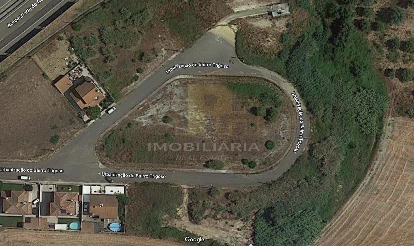 Terreno Urbano  Venda em Santarém (Marvila), Santa Iria da Ribeira de Santarém, Santarém (São Salvador) e Santarém (São Nicolau),Santarém