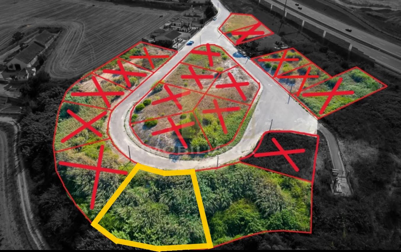 Terreno Urbano  Venda em Santarém (Marvila), Santa Iria da Ribeira de Santarém, Santarém (São Salvador) e Santarém (São Nicolau),Santarém