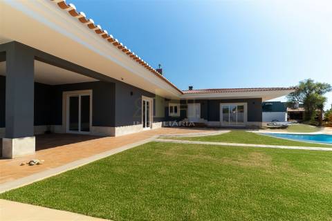 Moradia T6 Venda em Salvaterra de Magos e Foros de Salvaterra,Salvaterra de Magos