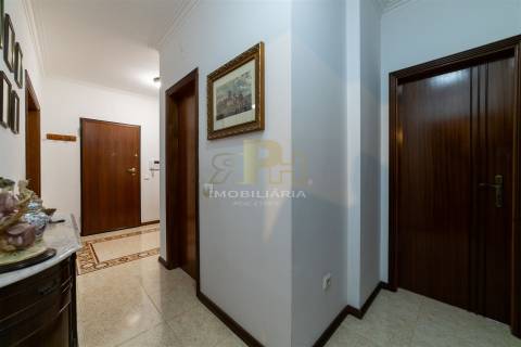 Apartamento T3 Venda em Santarém (Marvila), Santa Iria da Ribeira de Santarém, Santarém (São Salvador) e Santarém (São Nicolau),Santarém