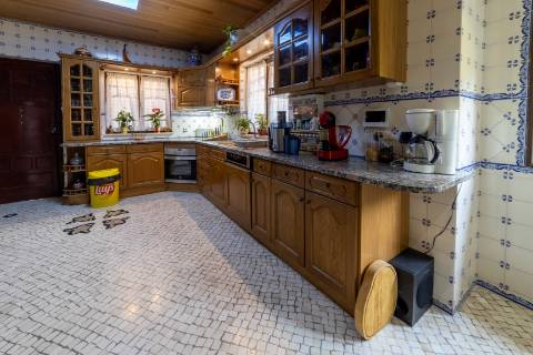 Moradia T3 Venda em Santarém (Marvila), Santa Iria da Ribeira de Santarém, Santarém (São Salvador) e Santarém (São Nicolau),Santarém