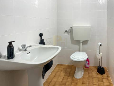 Garagem  Arrendamento em Santarém (Marvila), Santa Iria da Ribeira de Santarém, Santarém (São Salvador) e Santarém (São Nicolau),Santarém