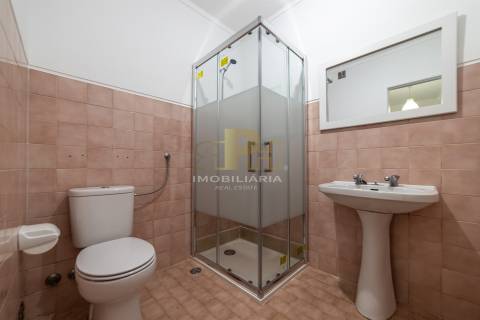 Apartamento T3 Arrendamento em Santarém (Marvila), Santa Iria da Ribeira de Santarém, Santarém (São Salvador) e Santarém (São Nicolau),Santarém