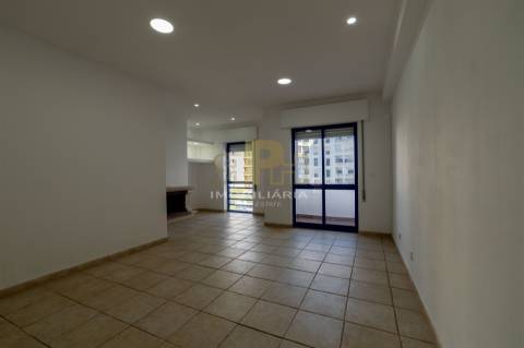 Apartamento T3 Venda em Santarém (Marvila), Santa Iria da Ribeira de Santarém, Santarém (São Salvador) e Santarém (São Nicolau),Santarém