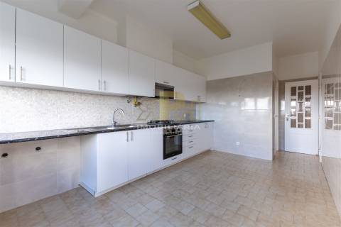 Apartamento T3 Venda em Santarém (Marvila), Santa Iria da Ribeira de Santarém, Santarém (São Salvador) e Santarém (São Nicolau),Santarém