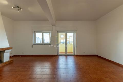 Apartamento T3 Venda em Santarém (Marvila), Santa Iria da Ribeira de Santarém, Santarém (São Salvador) e Santarém (São Nicolau),Santarém