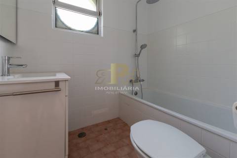 Apartamento T2 Arrendamento em Santarém (Marvila), Santa Iria da Ribeira de Santarém, Santarém (São Salvador) e Santarém (São Nicolau),Santarém
