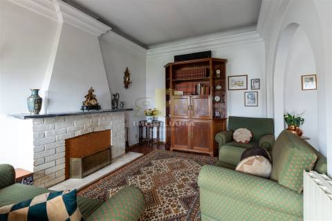 Moradia T4 Venda em Santarém (Marvila), Santa Iria da Ribeira de Santarém, Santarém (São Salvador) e Santarém (São Nicolau),Santarém