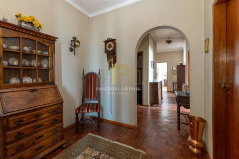 Moradia T4 Venda em Santarém (Marvila), Santa Iria da Ribeira de Santarém, Santarém (São Salvador) e Santarém (São Nicolau),Santarém