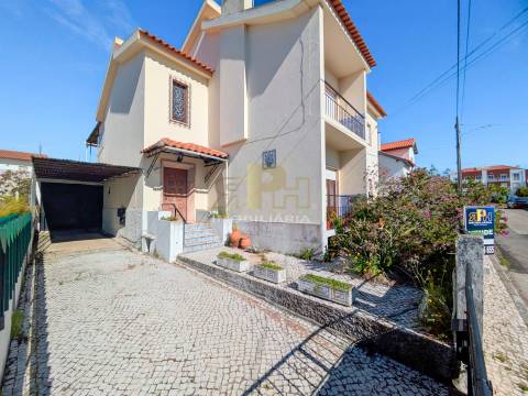 Moradia T6 Venda em Santarém (Marvila), Santa Iria da Ribeira de Santarém, Santarém (São Salvador) e Santarém (São Nicolau),Santarém