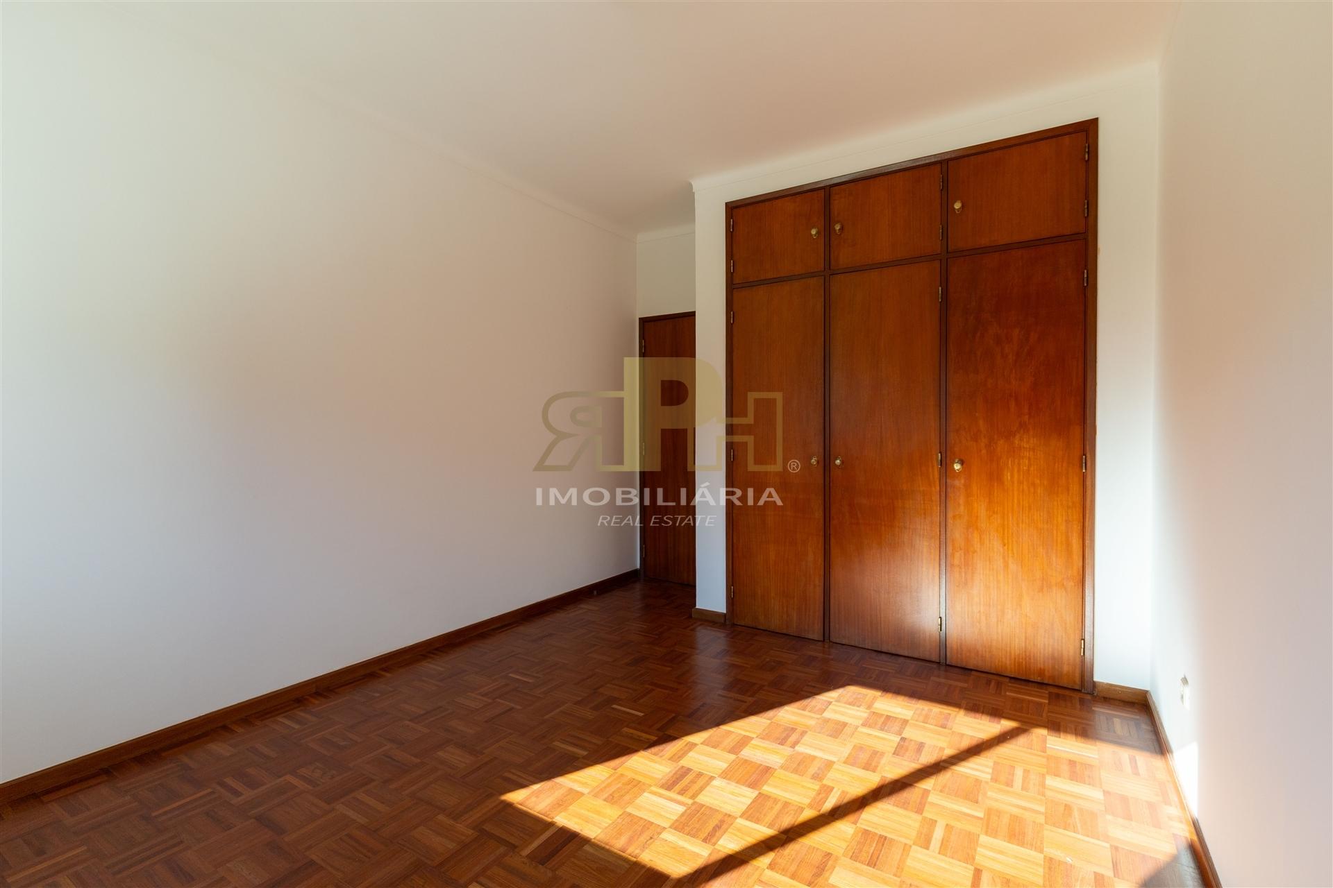 Apartamento T3 Venda em Santarém (Marvila), Santa Iria da Ribeira de Santarém, Santarém (São Salvador) e Santarém (São Nicolau),Santarém