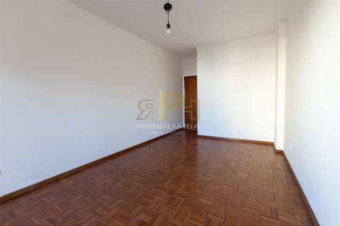 Apartamento T3 Venda em Santarém (Marvila), Santa Iria da Ribeira de Santarém, Santarém (São Salvador) e Santarém (São Nicolau),Santarém