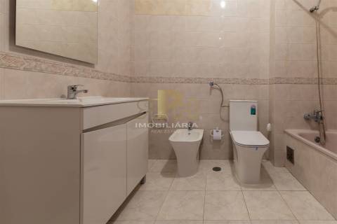 Apartamento T3 Venda em Santarém (Marvila), Santa Iria da Ribeira de Santarém, Santarém (São Salvador) e Santarém (São Nicolau),Santarém