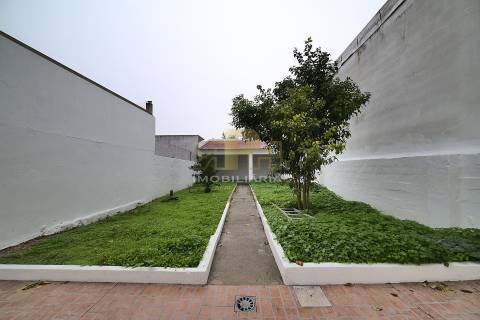 Moradia T2 Arrendamento em Almeirim,Almeirim