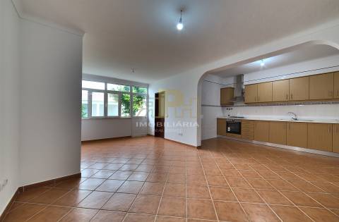 Moradia T2 Arrendamento em Almeirim,Almeirim