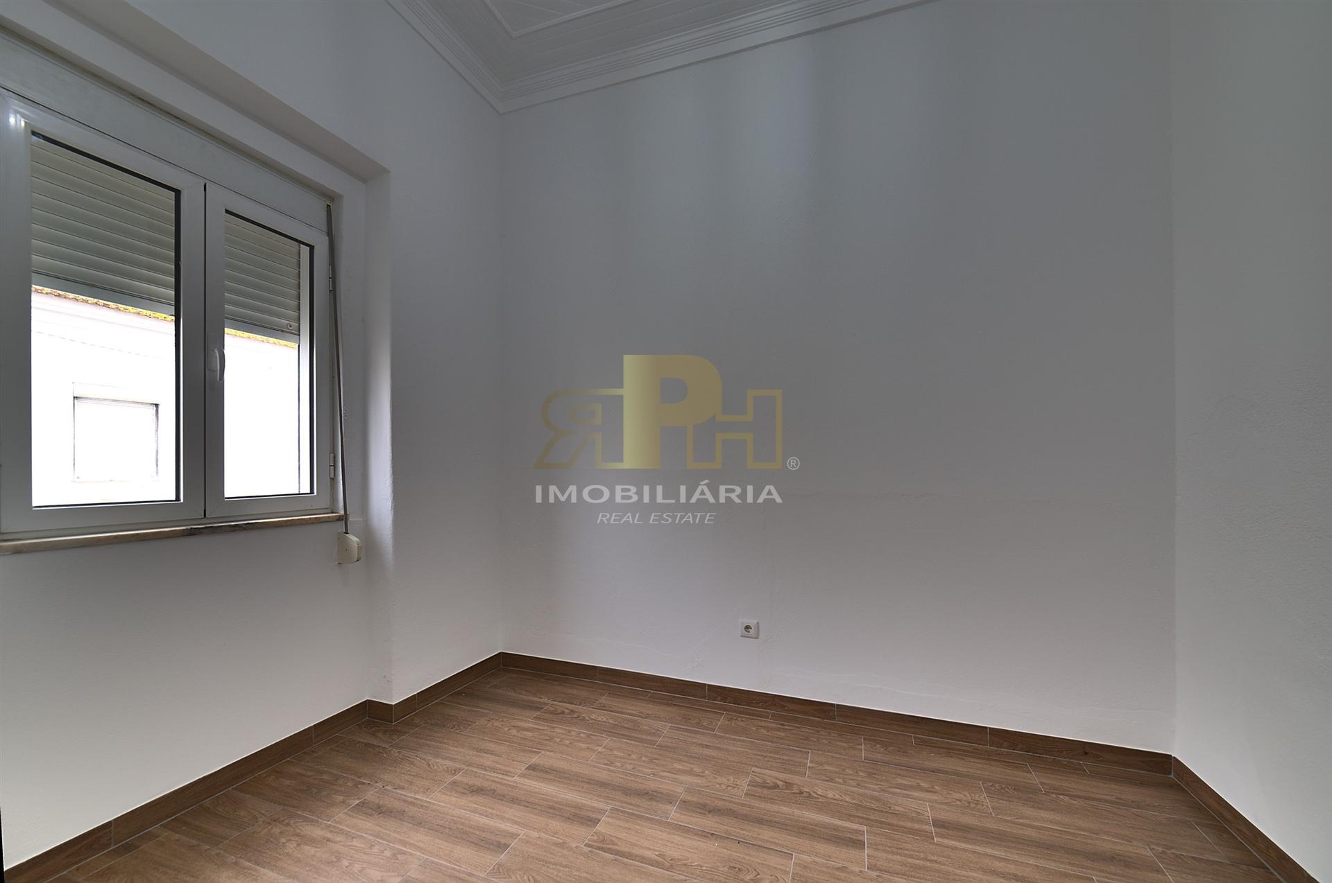 Moradia T2 Arrendamento em Almeirim,Almeirim