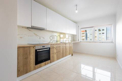 Apartamento T3 Venda em Santarém (Marvila), Santa Iria da Ribeira de Santarém, Santarém (São Salvador) e Santarém (São Nicolau),Santarém