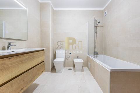 Apartamento T3 Venda em Santarém (Marvila), Santa Iria da Ribeira de Santarém, Santarém (São Salvador) e Santarém (São Nicolau),Santarém