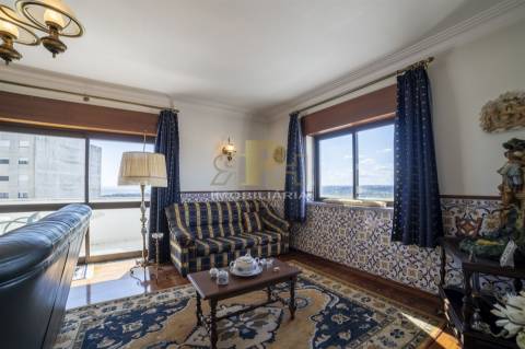 Apartamento T3 Venda em Santarém (Marvila), Santa Iria da Ribeira de Santarém, Santarém (São Salvador) e Santarém (São Nicolau),Santarém