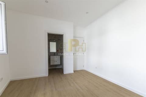 Apartamento T3 Arrendamento em Santarém (Marvila), Santa Iria da Ribeira de Santarém, Santarém (São Salvador) e Santarém (São Nicolau),Santarém