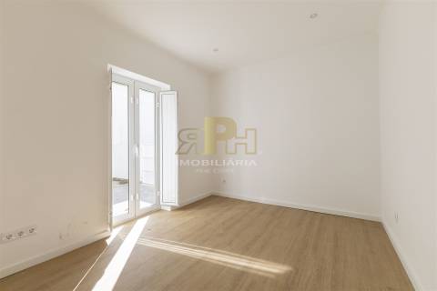 Apartamento T3 Arrendamento em Santarém (Marvila), Santa Iria da Ribeira de Santarém, Santarém (São Salvador) e Santarém (São Nicolau),Santarém