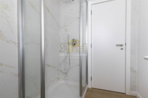 Apartamento T3 Arrendamento em Santarém (Marvila), Santa Iria da Ribeira de Santarém, Santarém (São Salvador) e Santarém (São Nicolau),Santarém