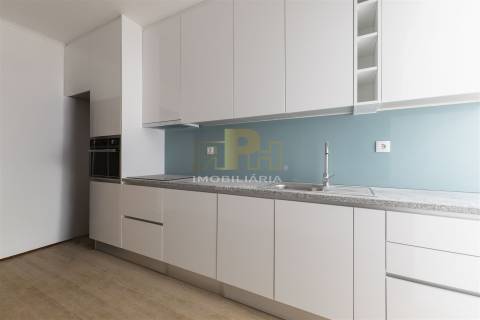 Apartamento T3 Arrendamento em Santarém (Marvila), Santa Iria da Ribeira de Santarém, Santarém (São Salvador) e Santarém (São Nicolau),Santarém