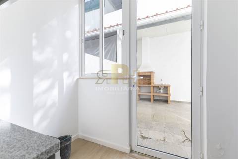 Apartamento T3 Arrendamento em Santarém (Marvila), Santa Iria da Ribeira de Santarém, Santarém (São Salvador) e Santarém (São Nicolau),Santarém